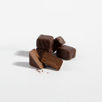 CC TREAT GIANDUJA SQUARES R41-01